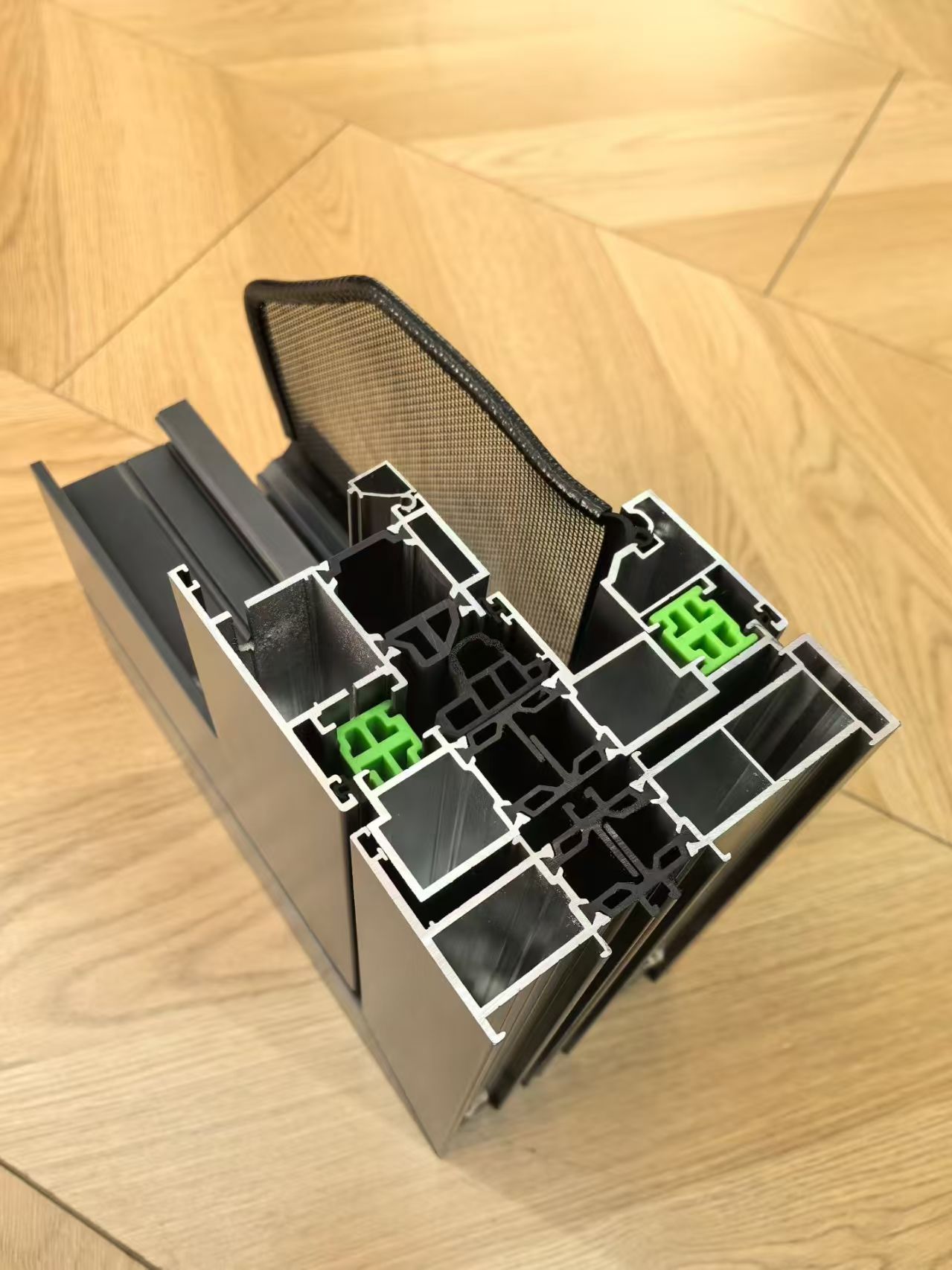 凯杰利系统窗带纱网型材样角